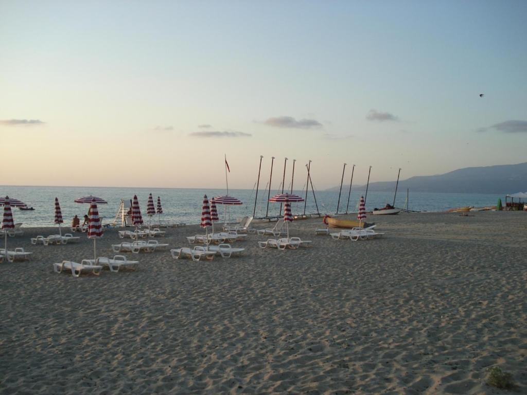 Sonia Pizzo Beach Club Leilighet Eksteriør bilde